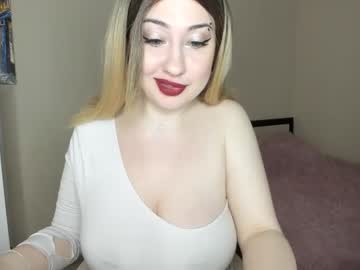 Cam for jenahaze